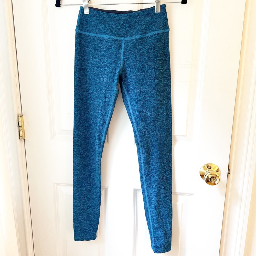 Beyond Yoga, Spacedye legging in a discontinued electric blue color.